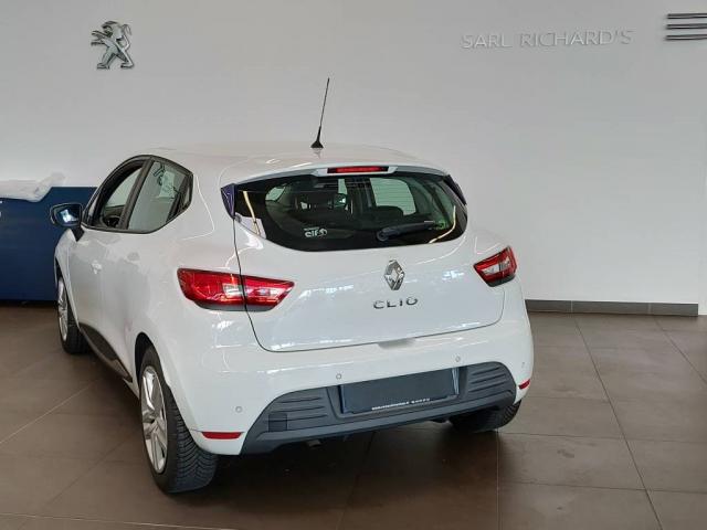 Clio image 8