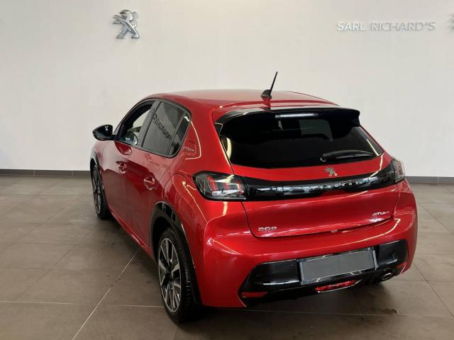 Peugeot 208 image 8