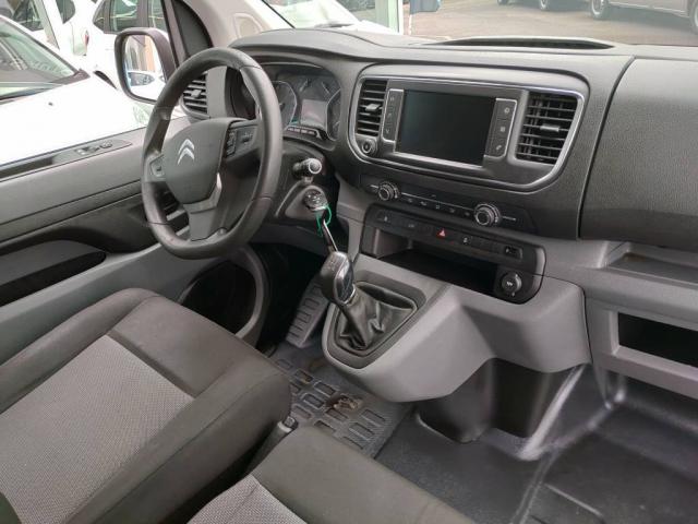 Citroen Jumpy image 2