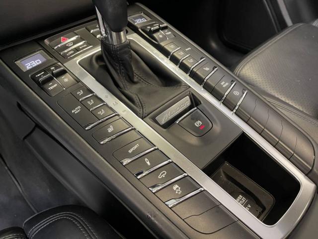 Porsche Macan image 1