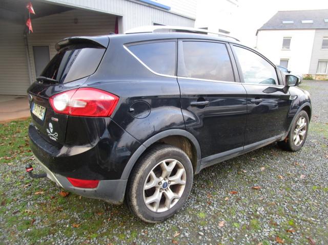 Ford Kuga image 3