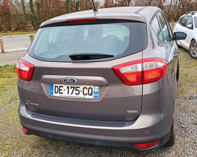 Ford C-Max image 2