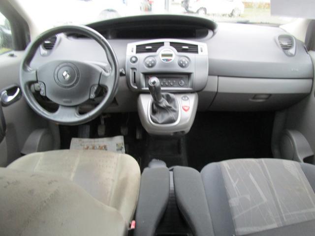 Renault Scénic image 2