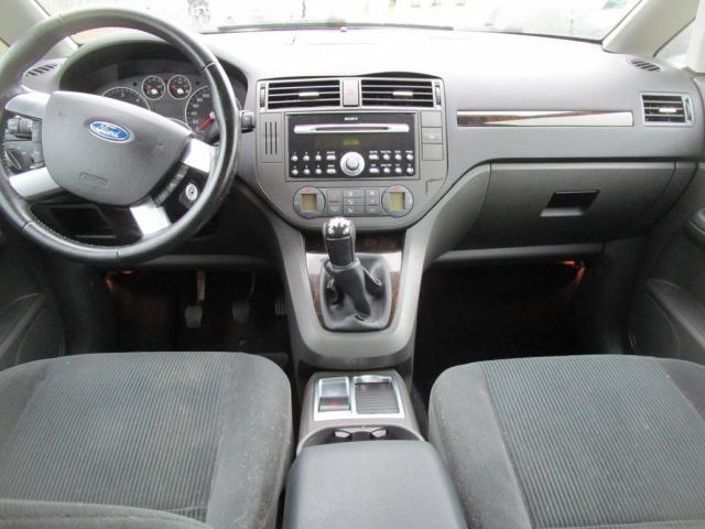 Ford C-Max image 2