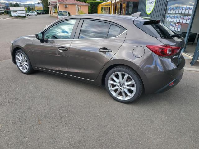 Mazda 3 image 5