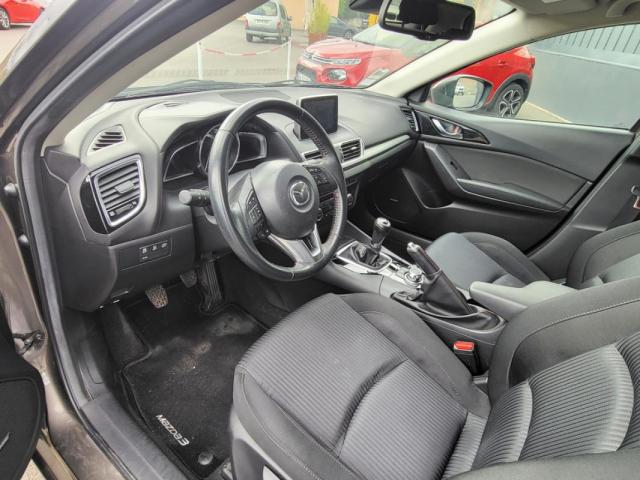 Mazda 3 image 6