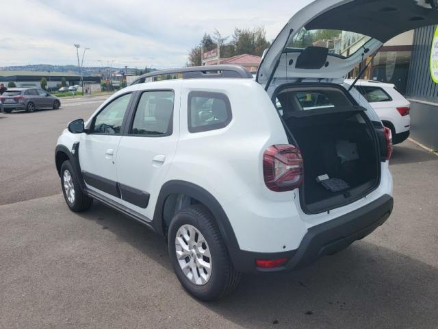 Dacia Duster image 9
