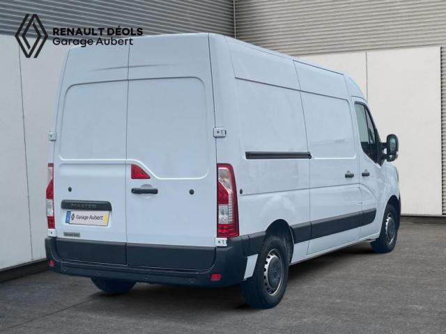 Renault Master image 8
