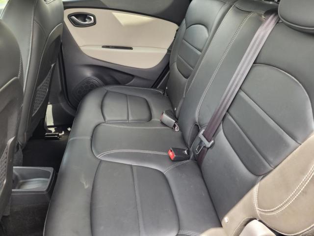 Renault Captur image 3