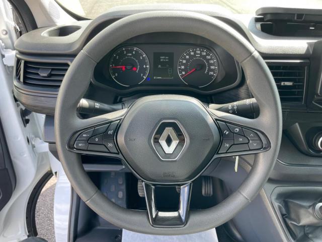 Renault Trafic image 5