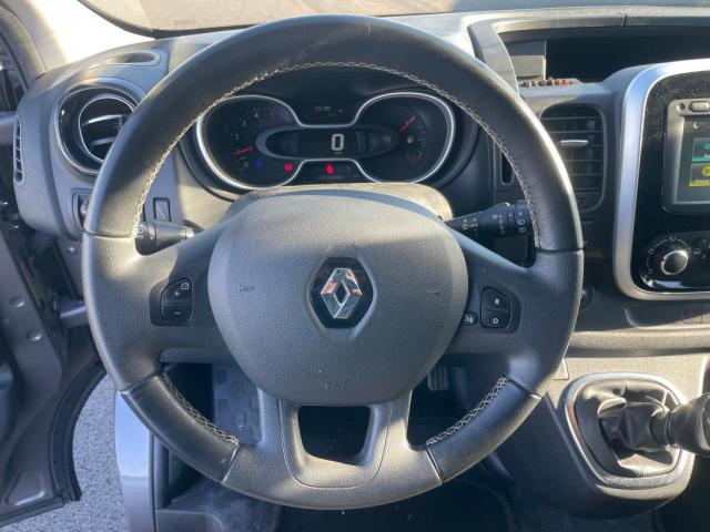 Renault Trafic image 9