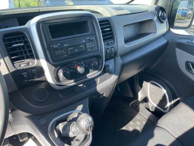 Renault Trafic image 3