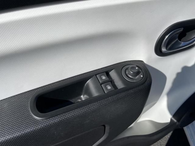 Renault Twingo image 6