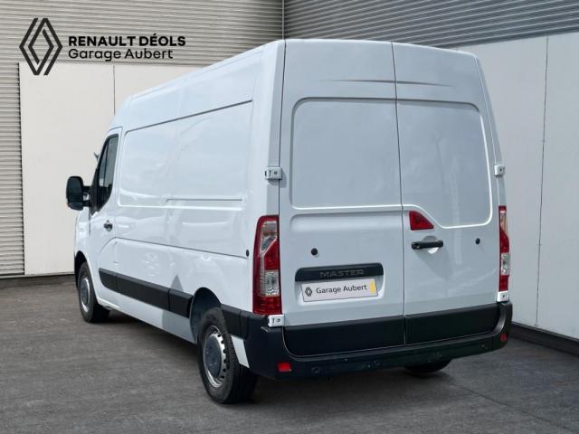 Renault Master image 2