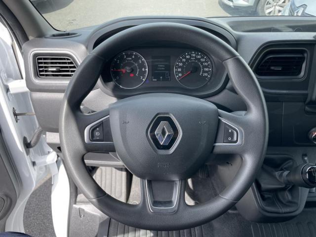 Renault Master image 8