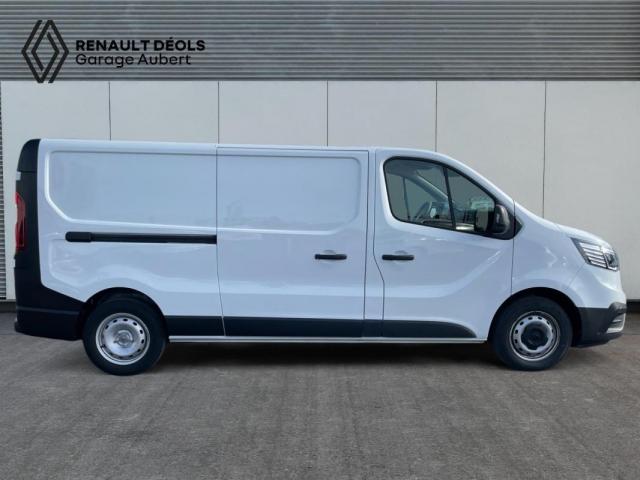 Renault Trafic image 1