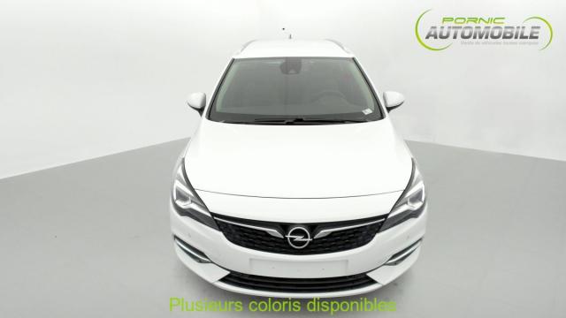 Opel Astra Sports Tourer image 8