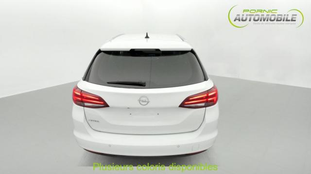Opel Astra Sports Tourer image 7