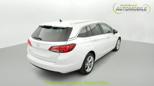 Opel Astra Sports Tourer image 5