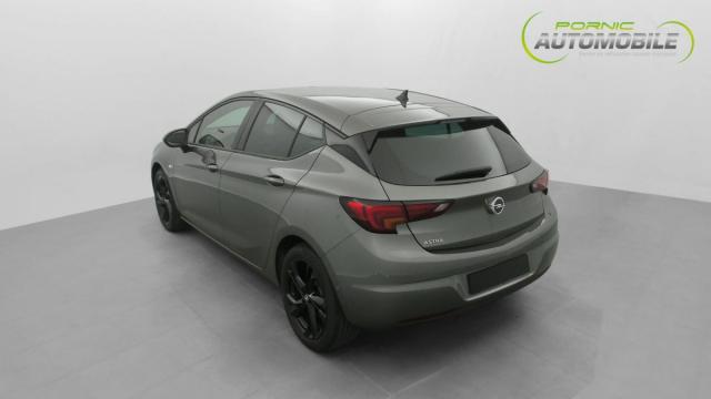 Opel Astra image 8
