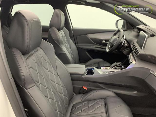 Peugeot 3008 image 3