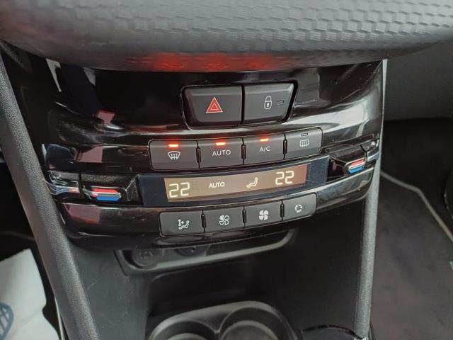 Peugeot 2008 image 5