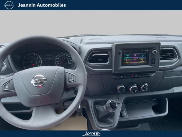 Nissan Interstar image 7