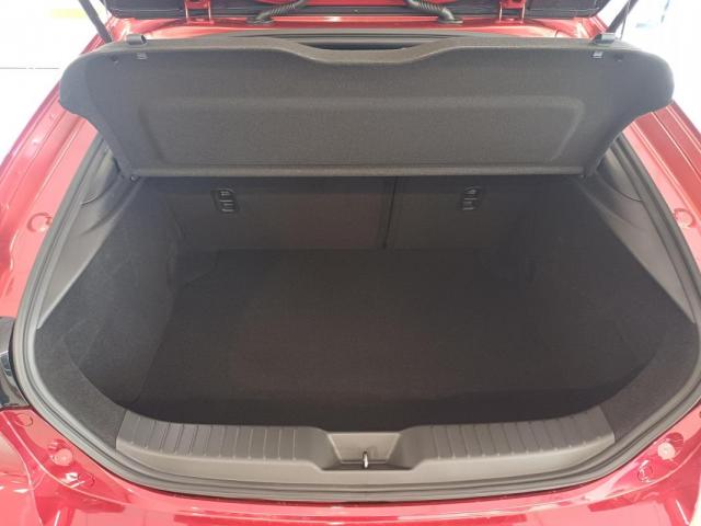 Mazda 3 image 8
