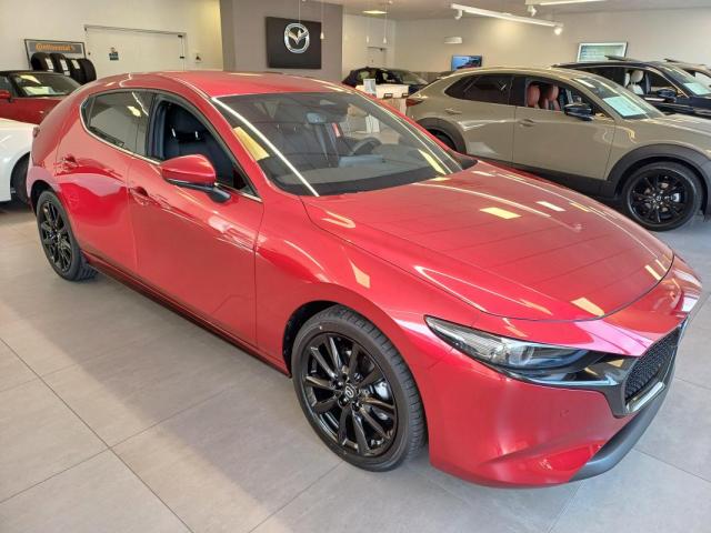 Mazda 3 image 3