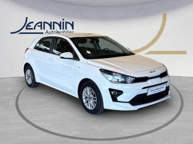 Kia Rio image 8