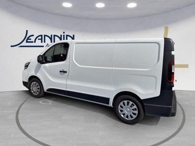Nissan Primastar image 4