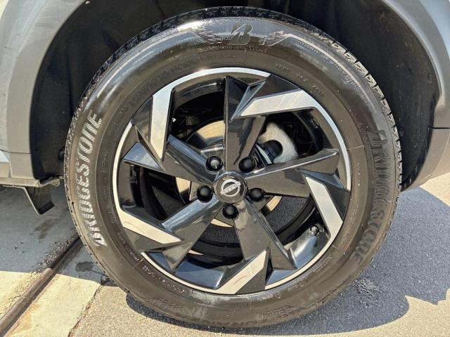 Nissan Juke image 4