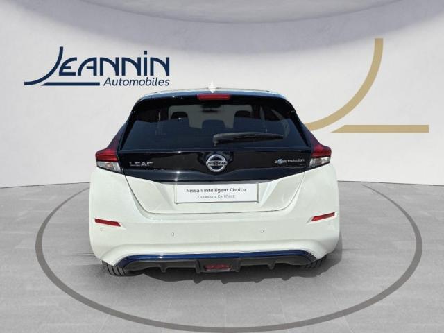 Nissan Leaf image 9