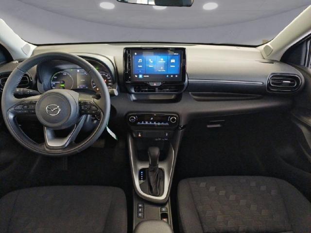 Mazda 2 image 9