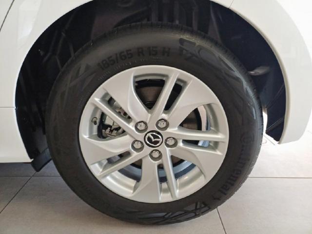 Mazda 2 image 7