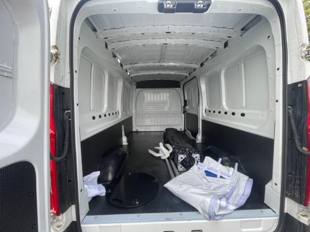Maxus Deliver 9 image 6