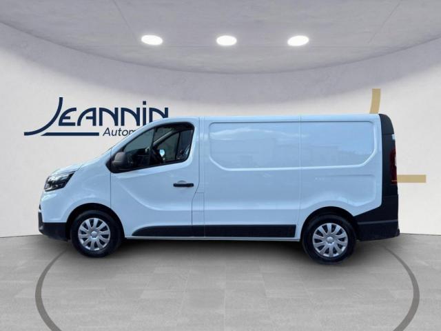 Nissan Primastar image 7