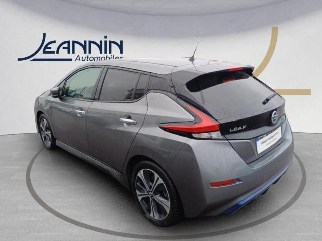 Nissan Leaf image 2
