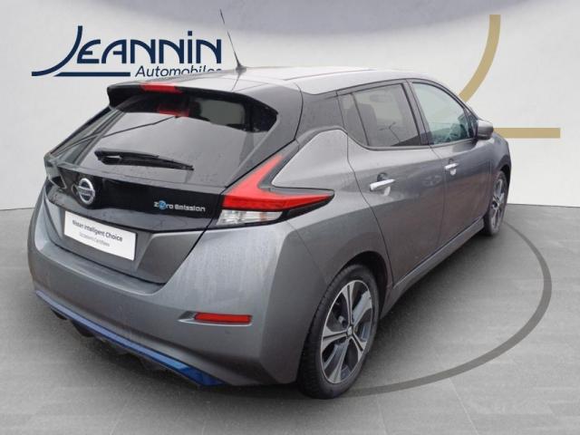 Nissan Leaf image 1