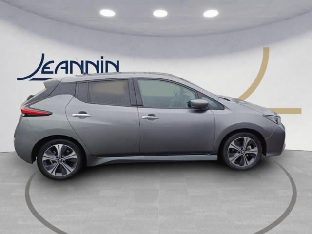 Nissan Leaf image 9