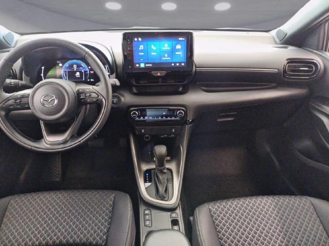 Mazda 2 image 8