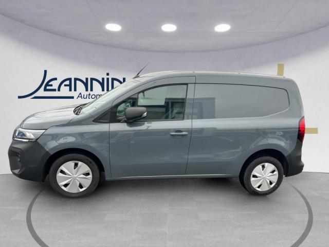 Nissan Townstar image 6