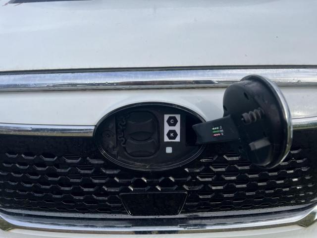 Maxus Deliver 9 image 1