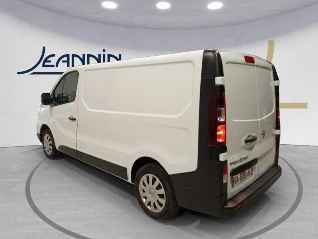 Nissan Primastar image 4