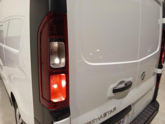 Nissan Primastar image 6