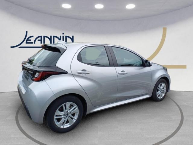 Mazda 2 image 8