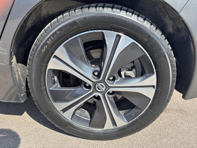 Nissan Leaf image 8