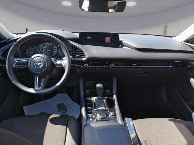 Mazda 3 image 5