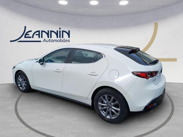 Mazda 3 image 8