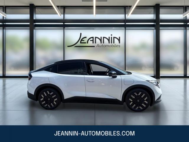Nissan Leaf image 4